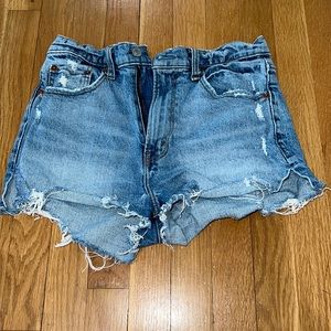 Abercrombie The Mom Jean Shorts - High Rise
